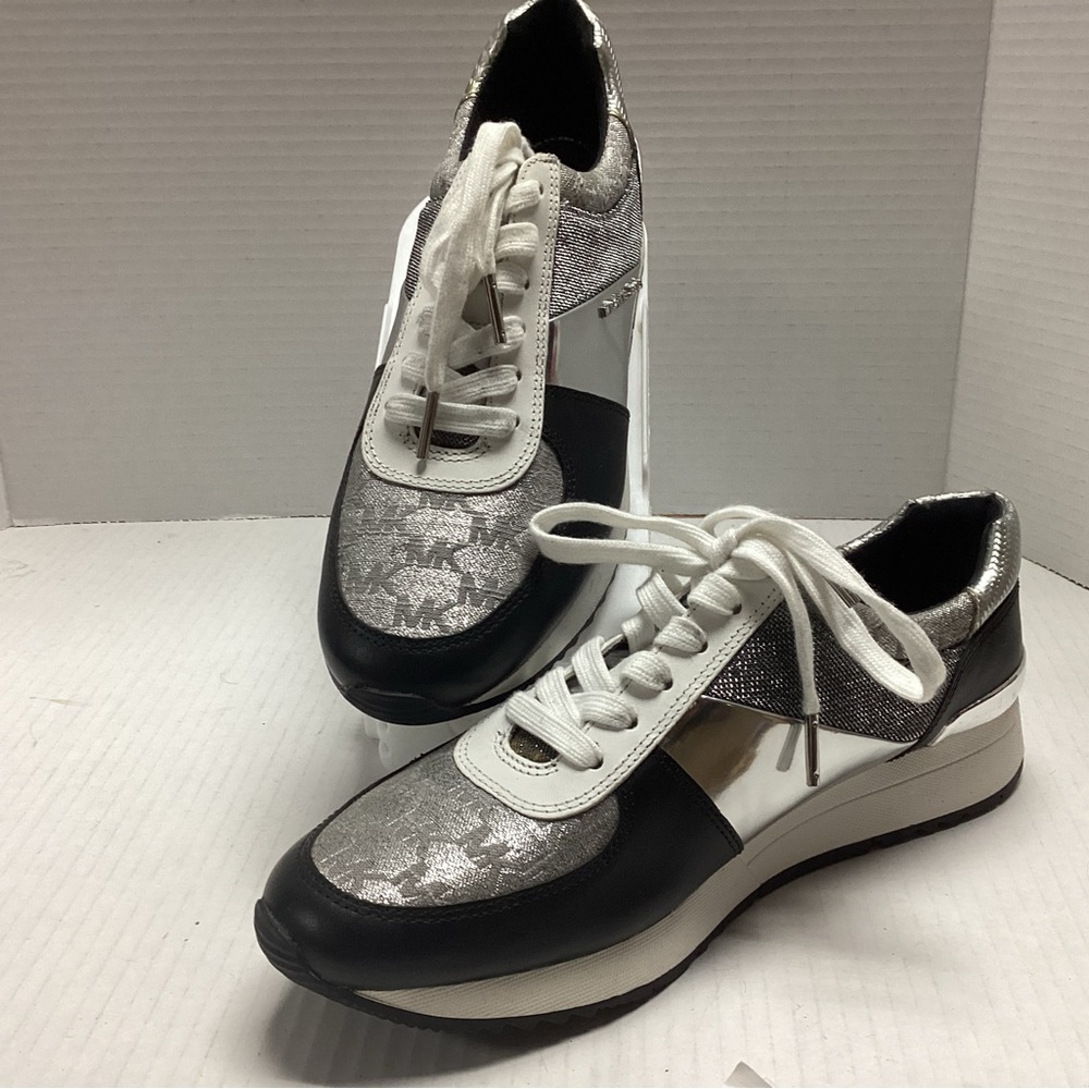 Michael Kors Allie Trainers Women’s size 8.5